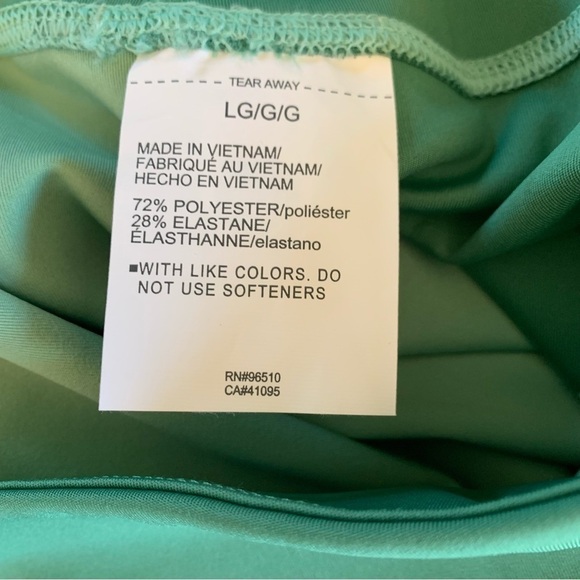 Under Armour Heatgear Fitted High Waist Capri Workout Leggings Green size Large - Picture 3 of 10